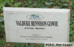 Valduke Bennison Gowie