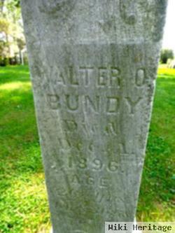 Walter O Bundy