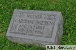 Caroline Molinet Nieten