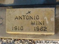 Antonio Mini