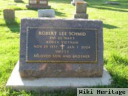 Robert Lee "smitty" Schmid