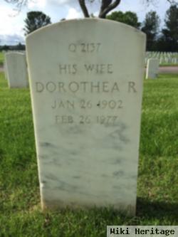 Dorothea R Davis