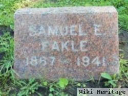 Samuel E Eakle