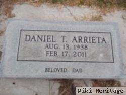 Daniel T Arrieta