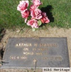 Arthur H Strauss