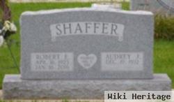 Robert E. "bob" Shaffer