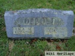 David G Debolt