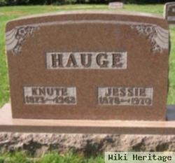 Jessie E Hauge