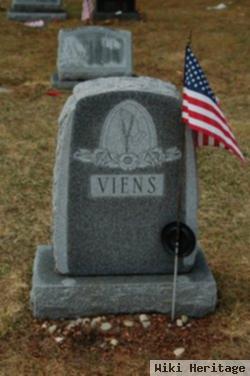 Sgt Norman W. Viens