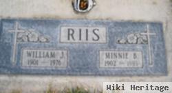 Minnie B Riis