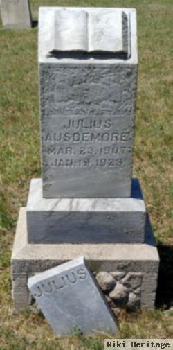 Julius George Ausdemore