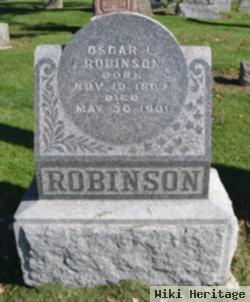 Oscar L Robinson