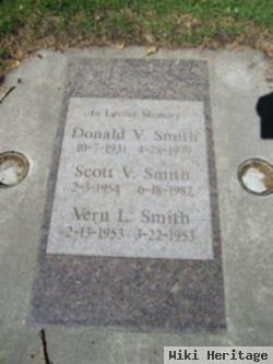 Donald V Smith