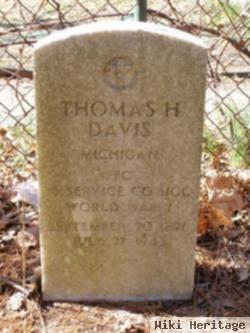 Pfc Thomas H Davis