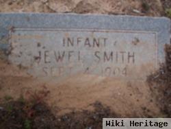 Jewel Smith