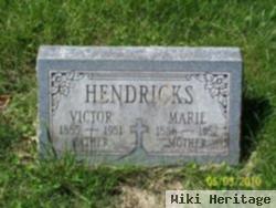 Marie Kennelli Hendricks