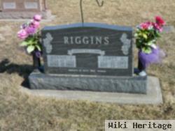 Bonnie J. Richardson Riggins