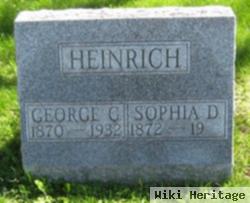 Sophia D. Lage Heinrich