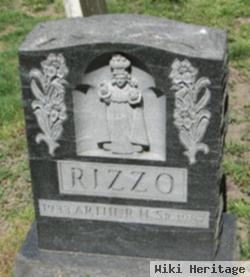 Arthur H Rizzo, Sr