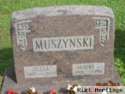 Stella Muszynski