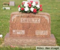 Paul E Shultz