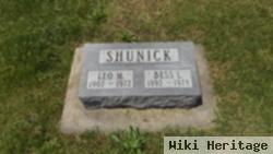 Bess L Shunick