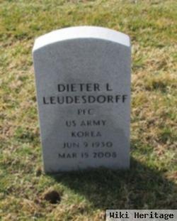 Dieter L Leudesdorff