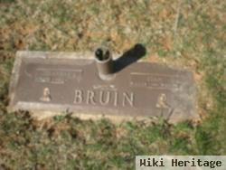 Jean Bruin