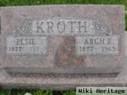 Elsie Mae Watts Kroth