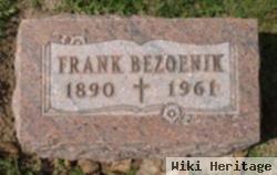 Frank Bezoenik