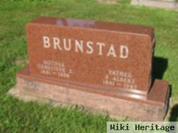 Genevieve E Brunstad