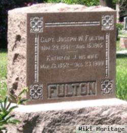 Capt Joseph W Fulton