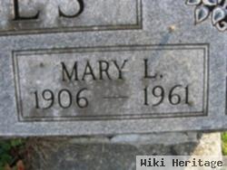 Mary L Keyes