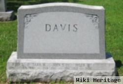 Sara M Davis