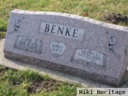 Lorne D Benke