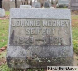 Johnnie Mooney Seifert