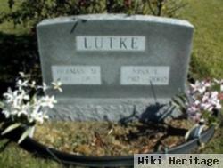 Nina L Lutke