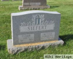 Titus Siefert