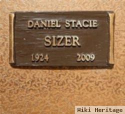 Daniel Stacie Sizer