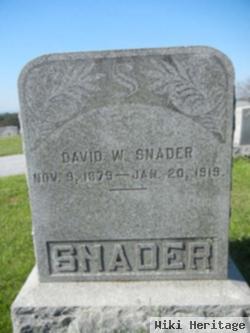 David W Snader