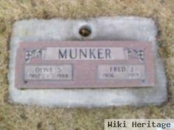 Frederick John "fred" Munker