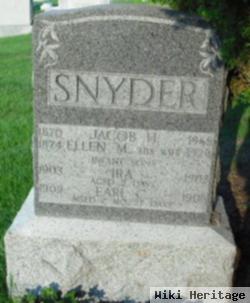 Jacob H Snyder