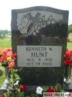 Kenneth W Hunt