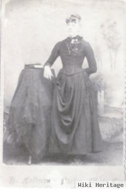 Gunhild "nellie" Gulikson Tollum