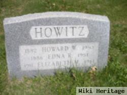 Elizabeth R Howitz