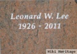 Leonard W Lee