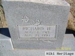 Richard H Lewis