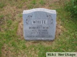 Robert N "bob" White