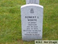 Robert L White