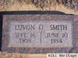 Luvon O Smith